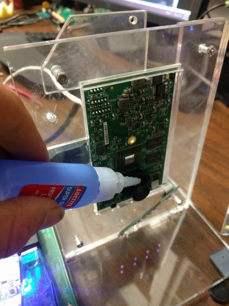 File:X2 5 sec Glue.jpg