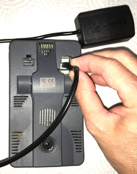 File:X2V2-acc.port.GSM.jpg